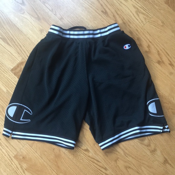 Men’s champion shorts - Picture 1 of 4